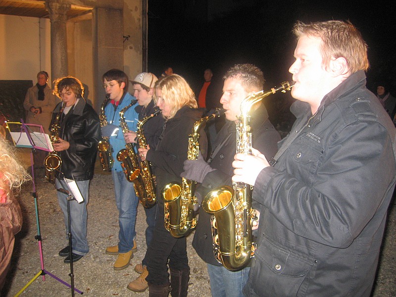 Weihnachtsliederspiel vom Schloss (18).JPG